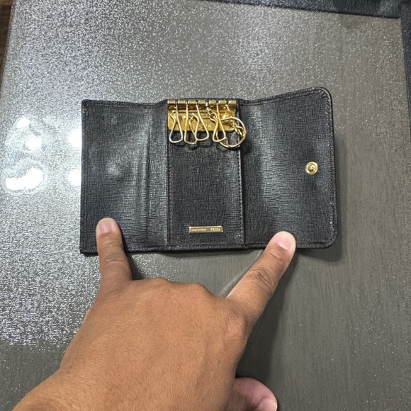 FENDI Black Leather Key Organizer with Gold Plate - Picture 2 of 7